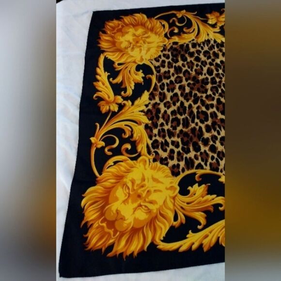 Escada Animal Print Cheetah Lion Vintage Silk Scarf Foulard - Picture 3 of 16